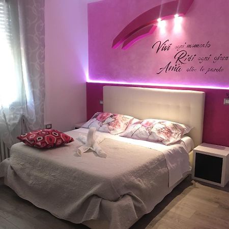 Dolce Vita Lovely Suites Cavriago Eksteriør billede